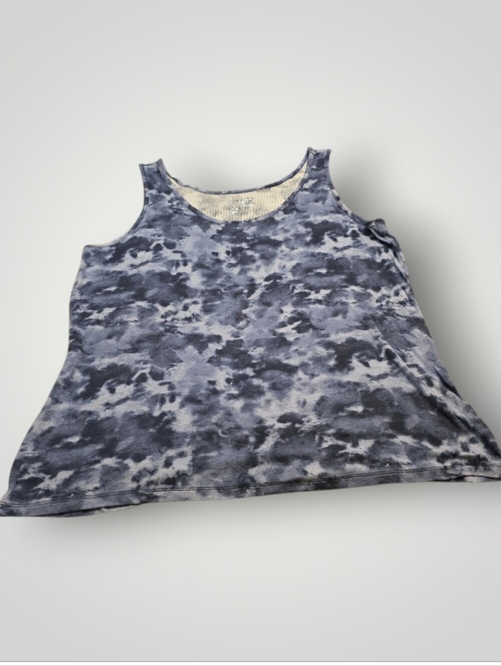 NWOT Terra & Sky Blue and Gray Tie-Dye Tank Top